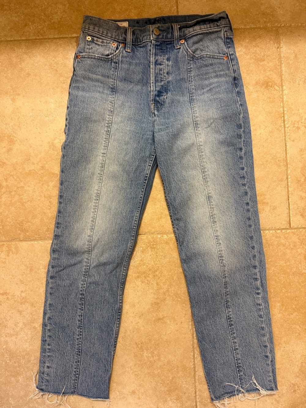 GAP Women's Cheeky Straight High Rise Jeans in Medium Blue Fade